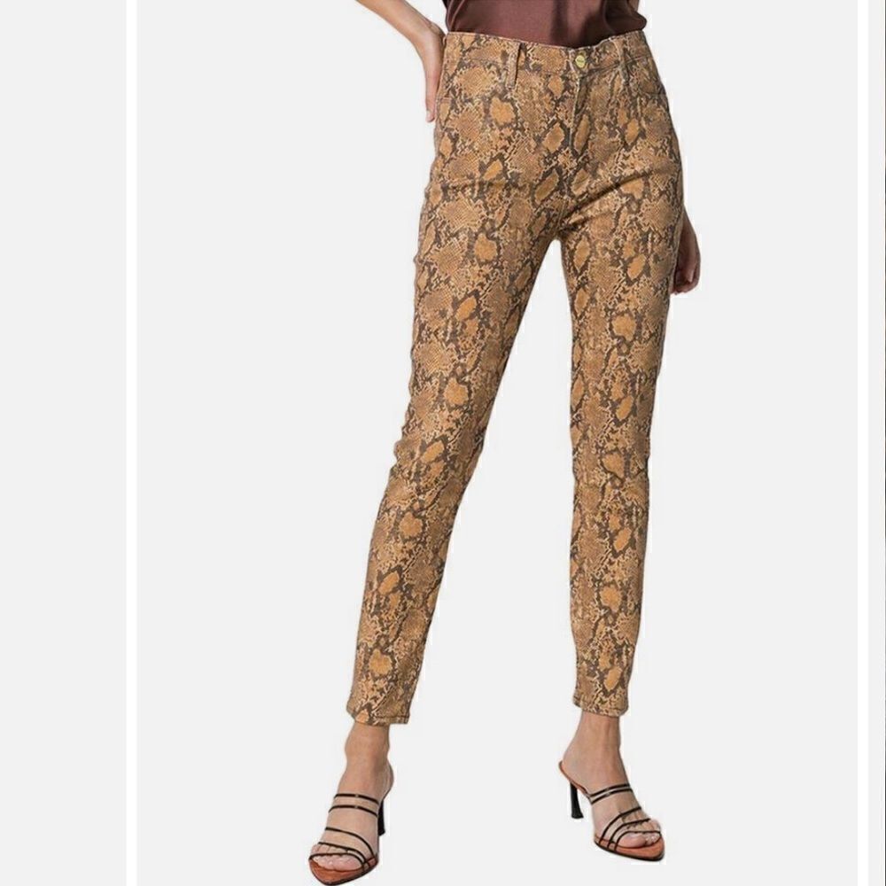 New Frame Le High Skinny Crop in Coated Python Size 27